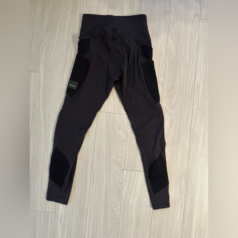 Black High-Waisted Leggings